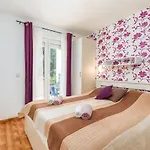 Apartment Lora 2