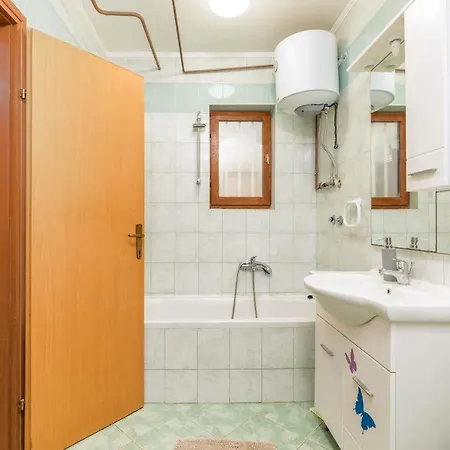 Lora 2 Διαμέρισμα